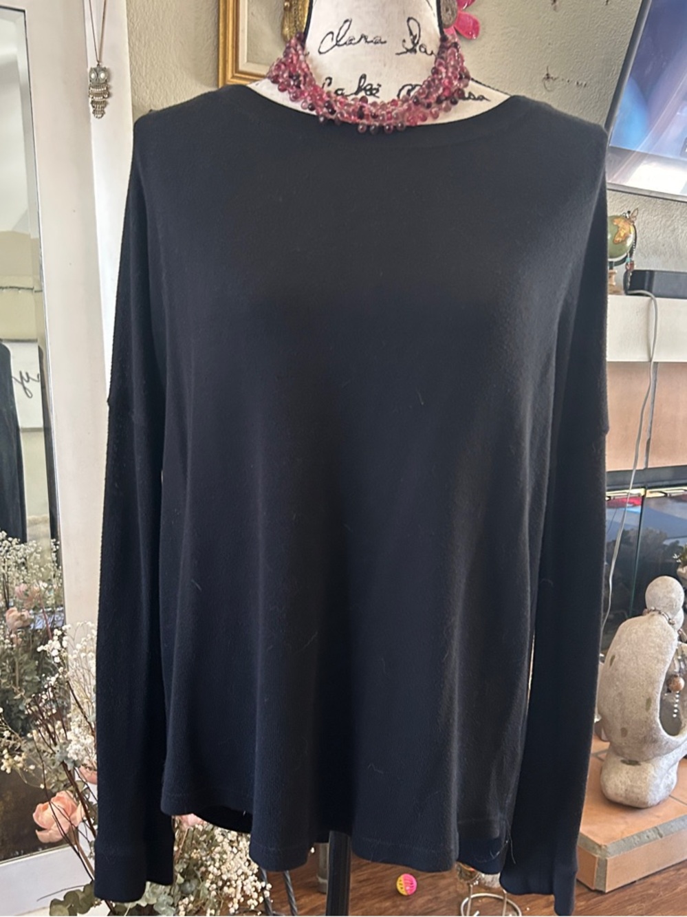 free press Black Long-Sleeve Crewneck Lounge Top